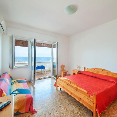 Il Molo Apartment Porto Torres Exterior foto
